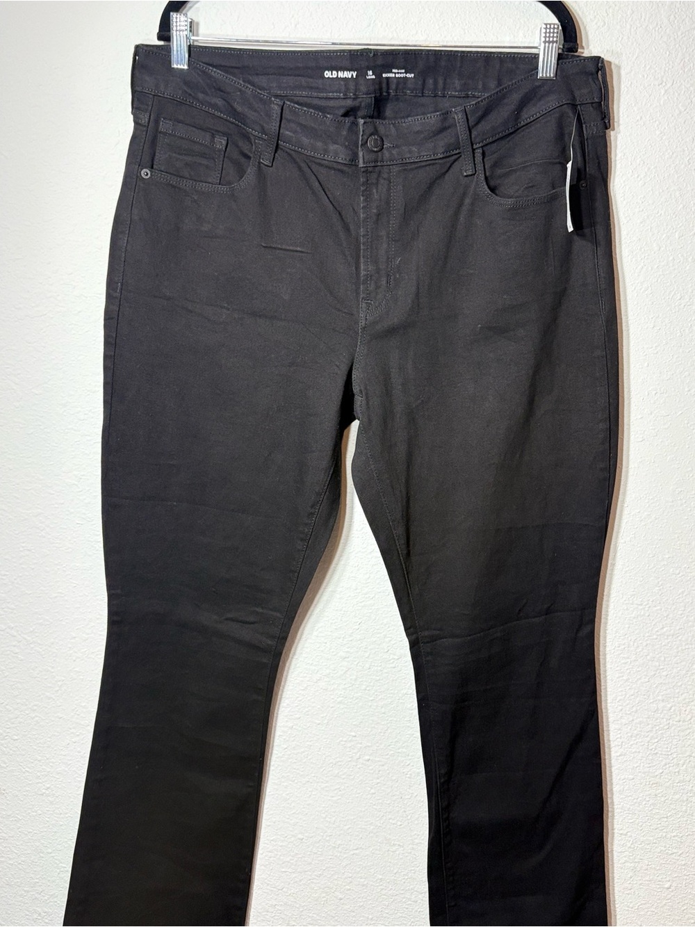 Old Navy Women’s Plus Mid-Rise Kicker Bootcut Black Denim Jeans Size 16 Long